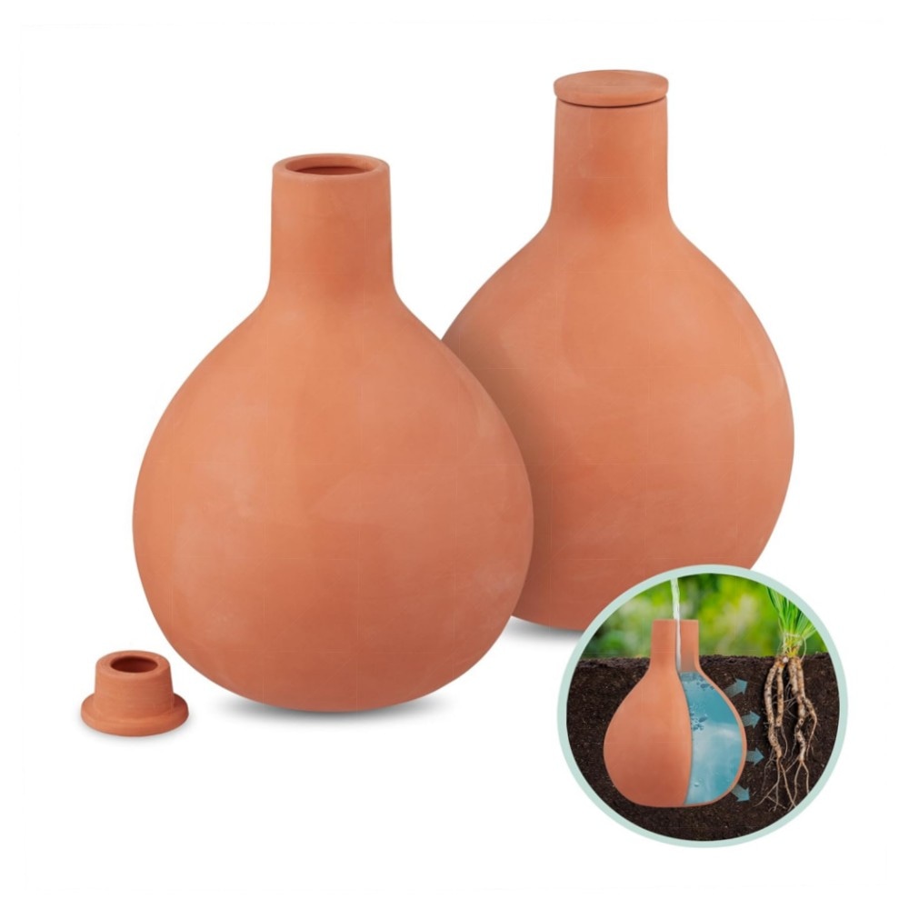 Ollas Bewässerung 2er-Set 1,5 l – terrakotta Ton-Vasen für wurzelnahe, sparsame Garten- & Hochbeet-Bewässerung, inkl. Deckel, hochwertig