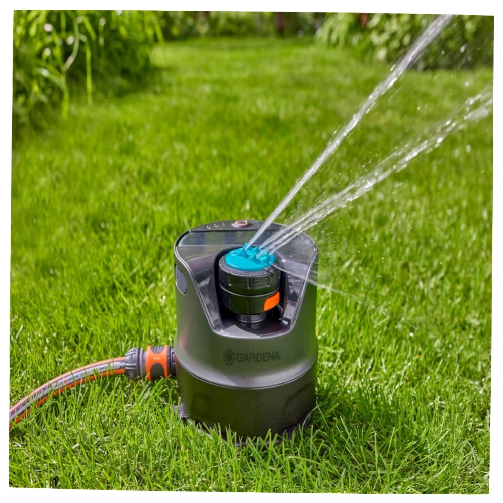 Gardena AquaPrecise Solarbetriebenes Bewässerungssystem für Rasen bis 320 m² – Bluetooth, Konturregner & FlowBalance für gleichmäßige Bewässerung