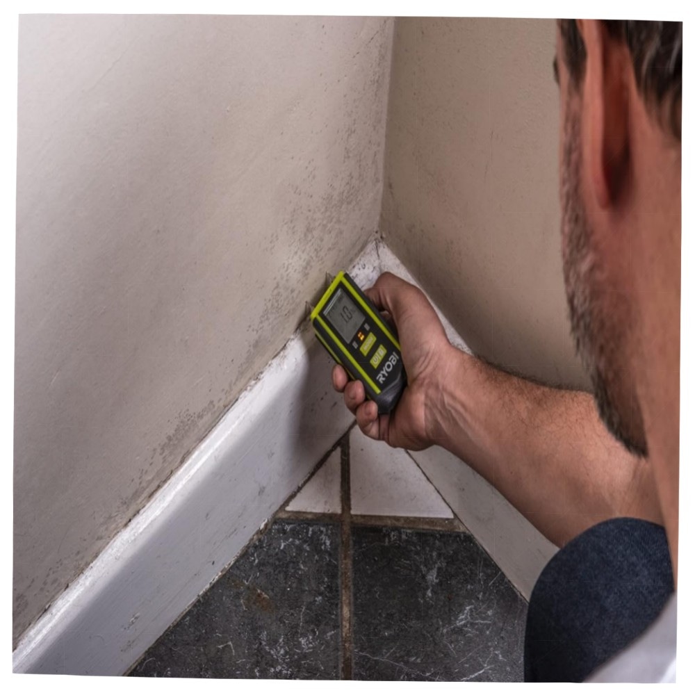 134871e62972.jpg RYOBI Feuchtigkeitsmessgerät RBPINMM1 – präzise Messung bis 30 mm, 4 Modi (Weich-/Hartholz, Gips, Beton), inkl. Tasche & Batterien