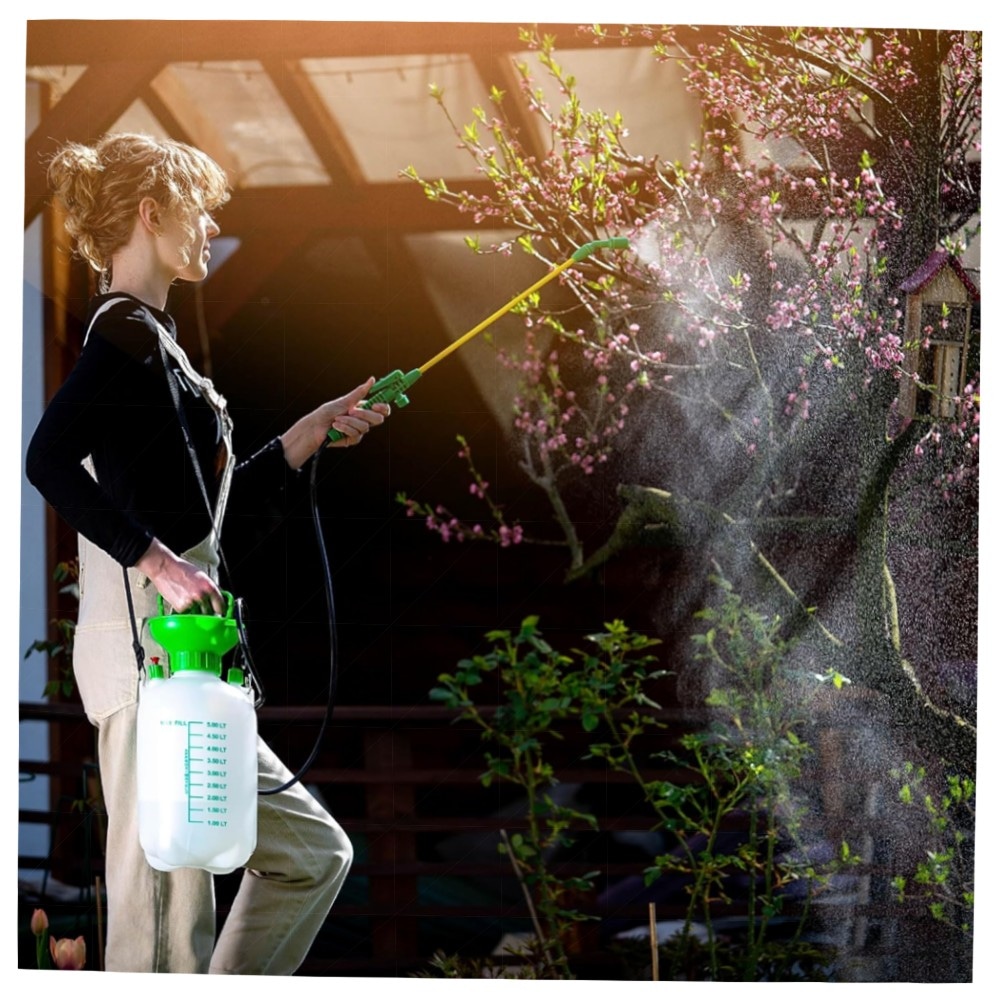 KADAX Drucksprüher 8L – robuster Handsprüher mit Messingdüse, Dauerfunktion & UV‑beständigem Material für Garten, Balkon & Pflanzenpflege